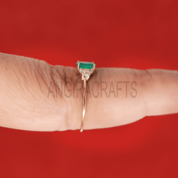 14k Gold Emerald Ring, 14k Gold Oval Shape emerald Ring, Emerald gold Ring, Handmade 14k gold jewelry