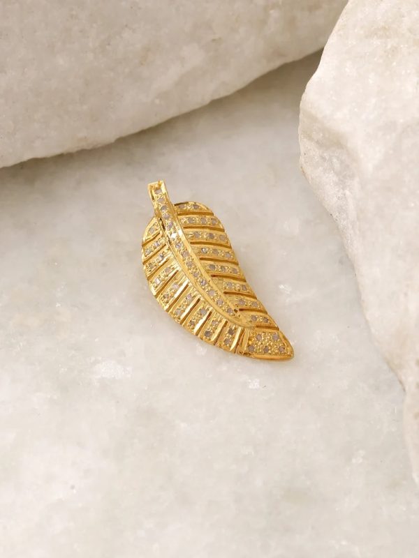 Minimalist diamond leaf pendant in sterling silver 925. Gold plated leaf pendant charm necklace. Designer leaf pendant