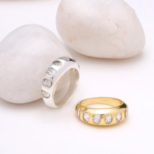 Moonstone dome ring in silver and gold. Statement gemstone ring in solid silver 925. Designer dome ring in moonstone