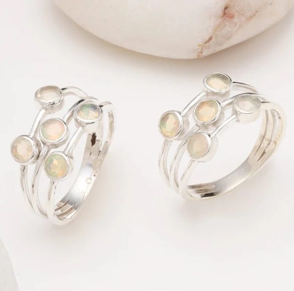 Statement ring opal in solid silver. Designer Natural opal ring for women. Thick silver ring with opal round crystals.