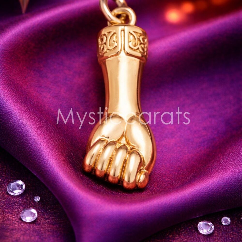 Silver Mano Figa Protection Pendant