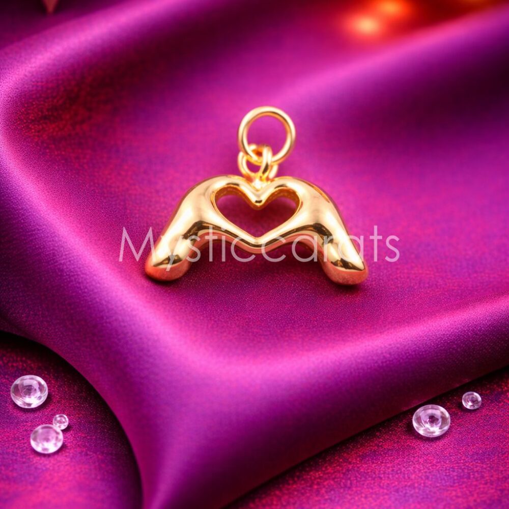 925 Sterling Silver Heart Hands Pendant