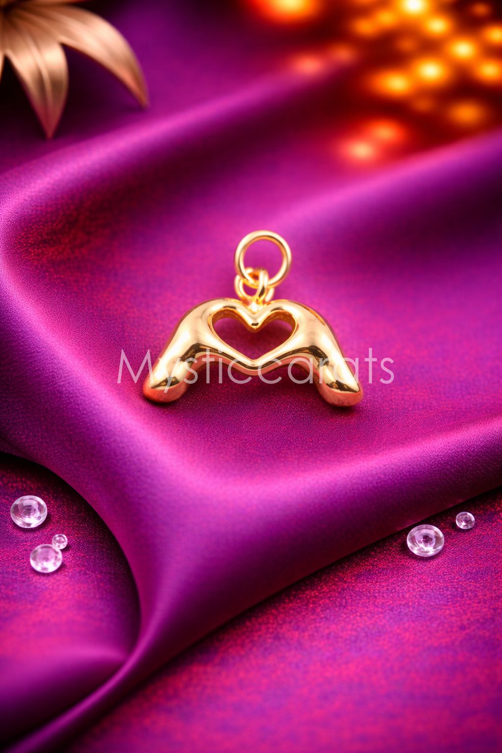 925 Sterling Silver Heart Hands Pendant