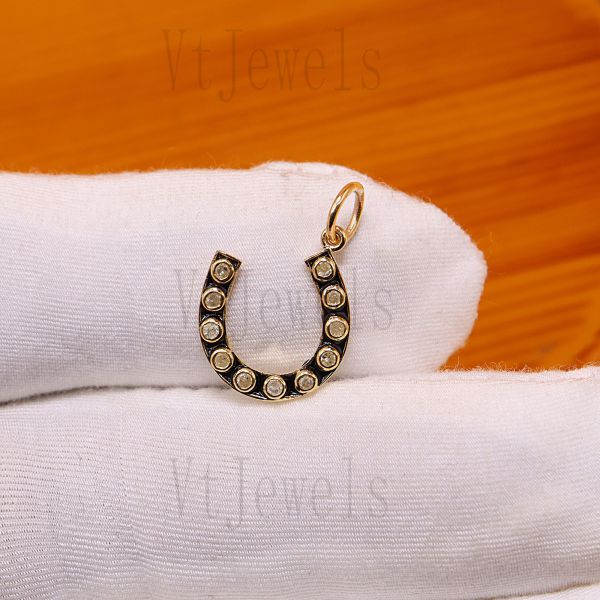 925 Sterling Silver Lucky Horseshoe Pendant - Image 4