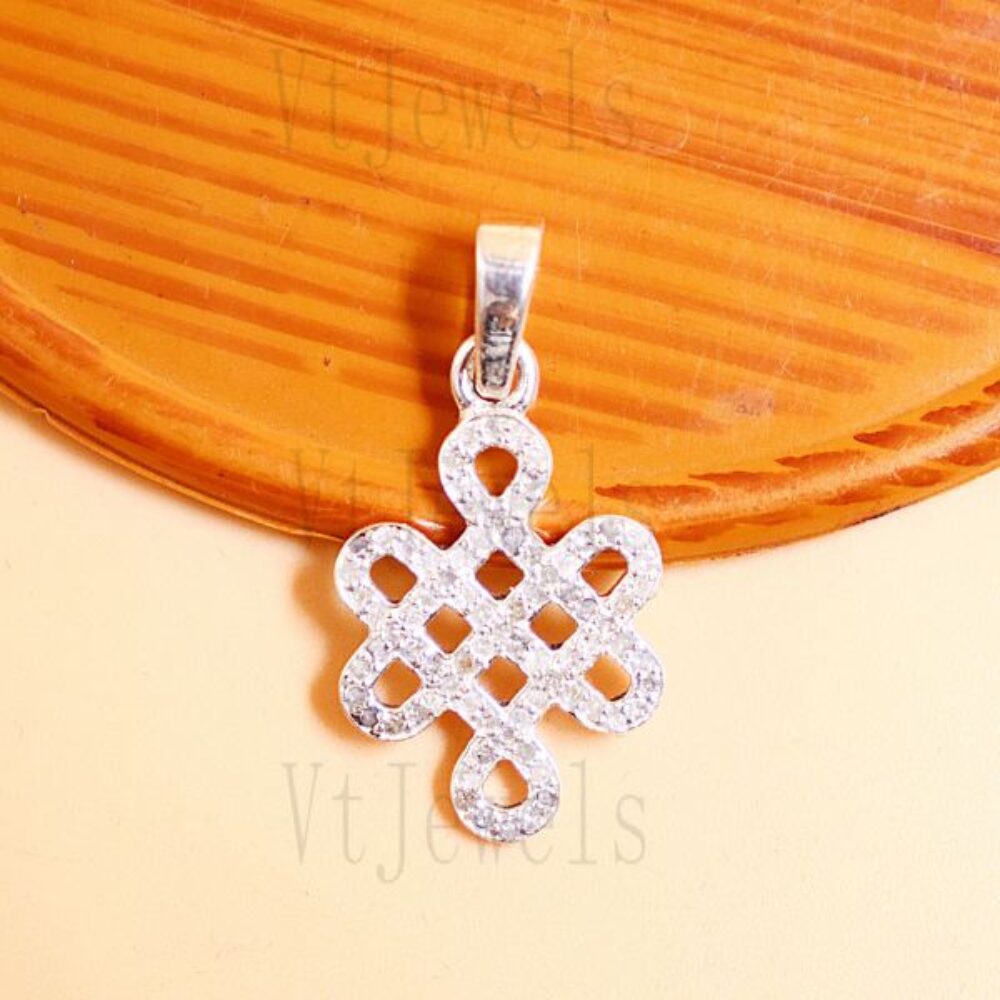 Endless Knot Pendant in 925 Sterling Silver
