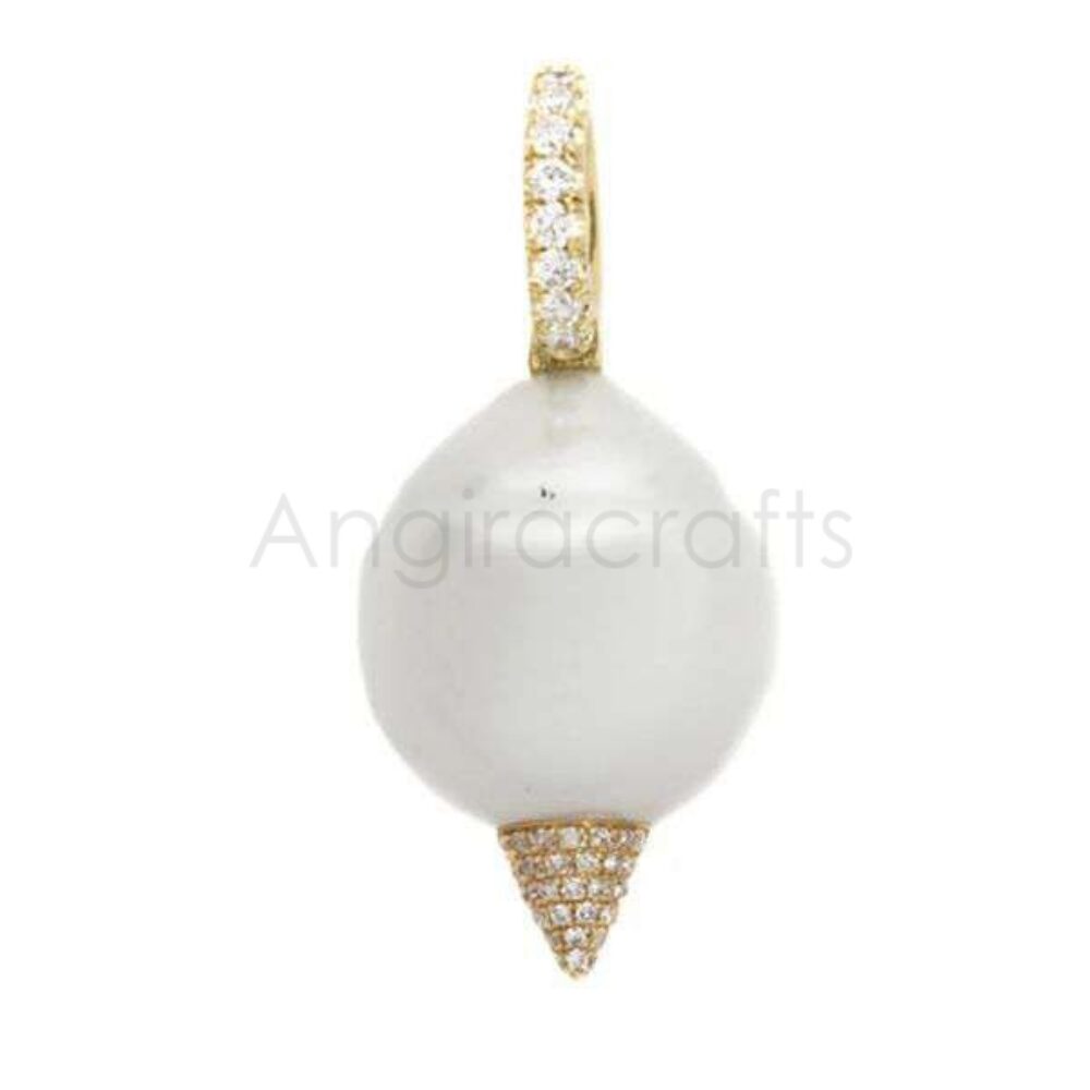 925 Sterling Silver Pearl Drop Pendant with Pavé Diamond Detailing