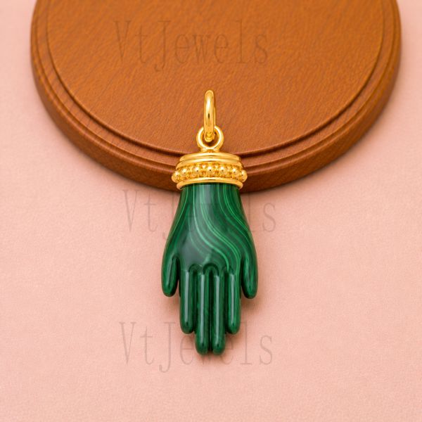 925 Sterling Silver Malachite Hand Pendant