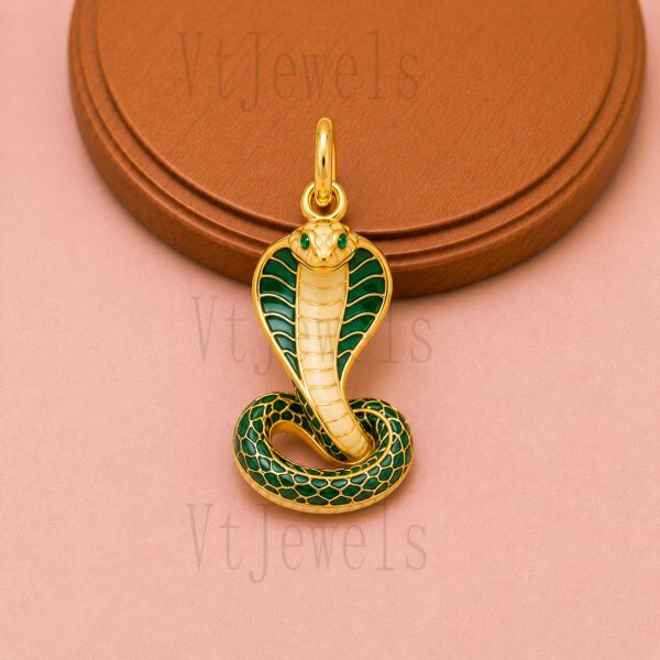 925 Sterling Silver King Cobra Pendant