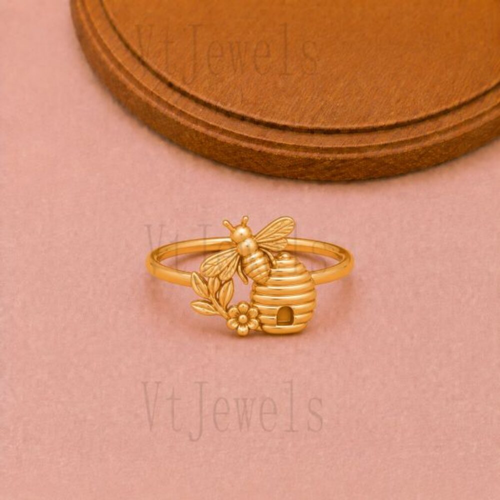 925 Sterling Silver Bee and Hive Ring