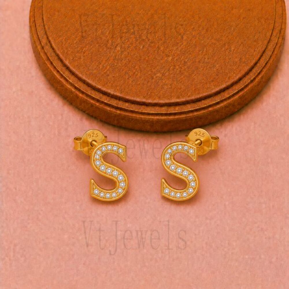 925 Sterling Silver Initial 'S' Stud Earring