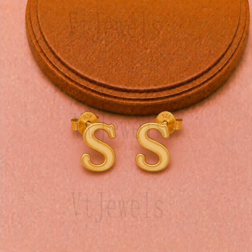 925 Sterling Silver Letter S Stud Earrings