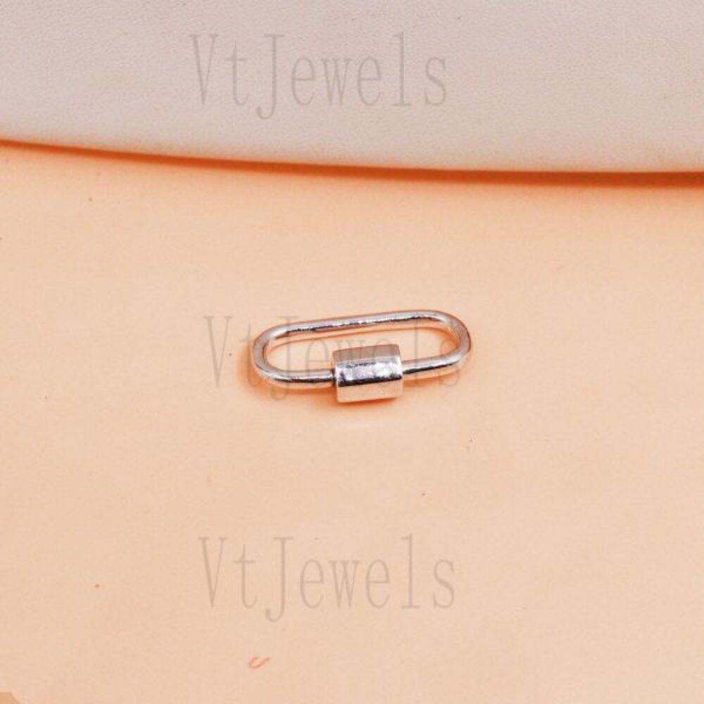 Polished Silver Oval Carabiner Lock