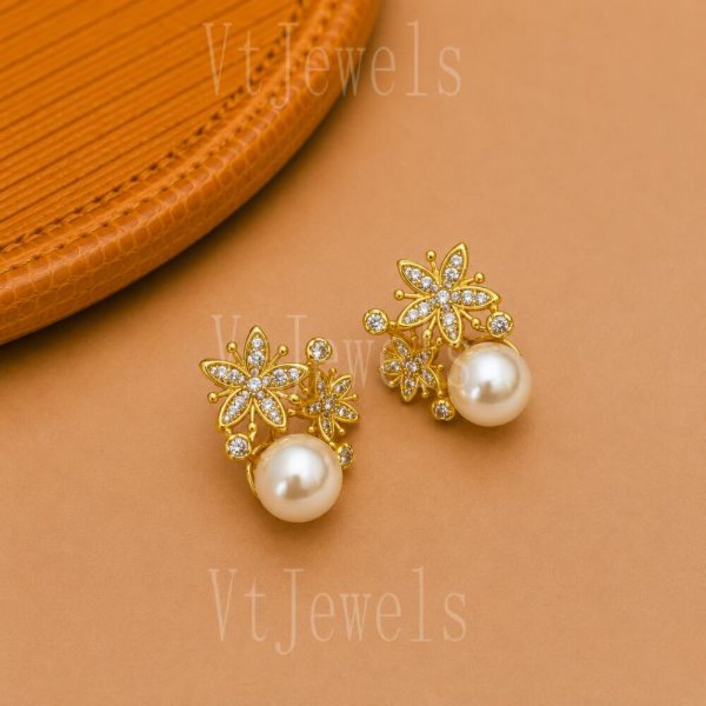 925 Sterling Silver Pearl & Floral Stud Earrings