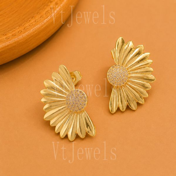 925 Sterling Silver Gold Daisy Stud Earrings