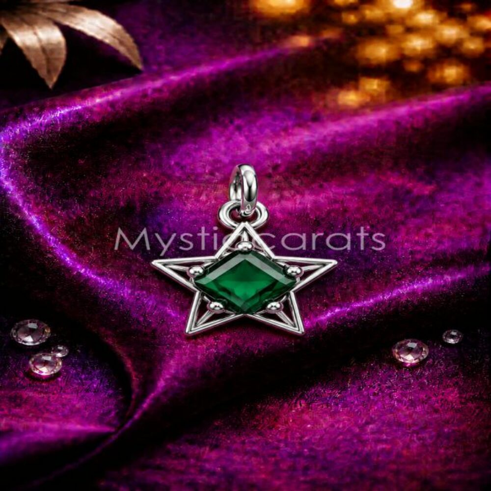 925 Sterling Silver Emerald Green Star Pendant