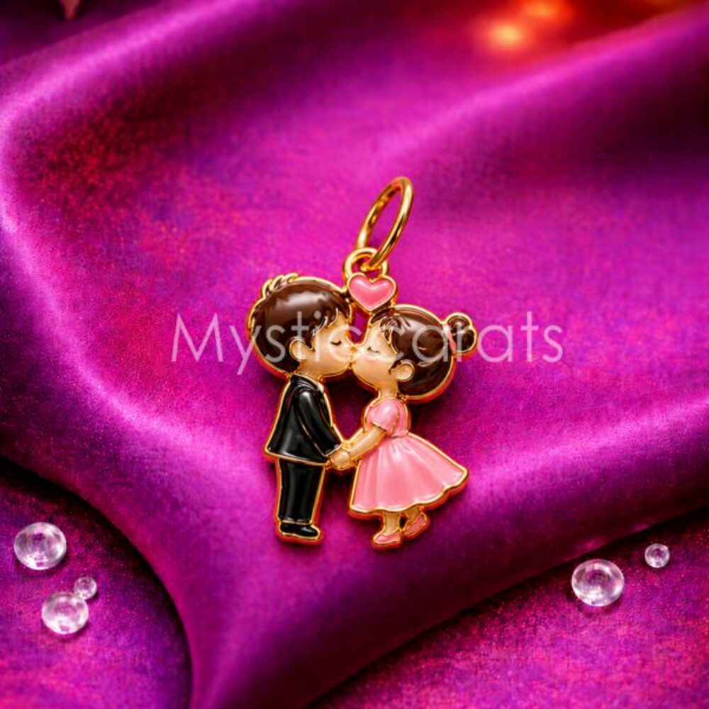 925 Sterling Silver Couple Kissing Pendant