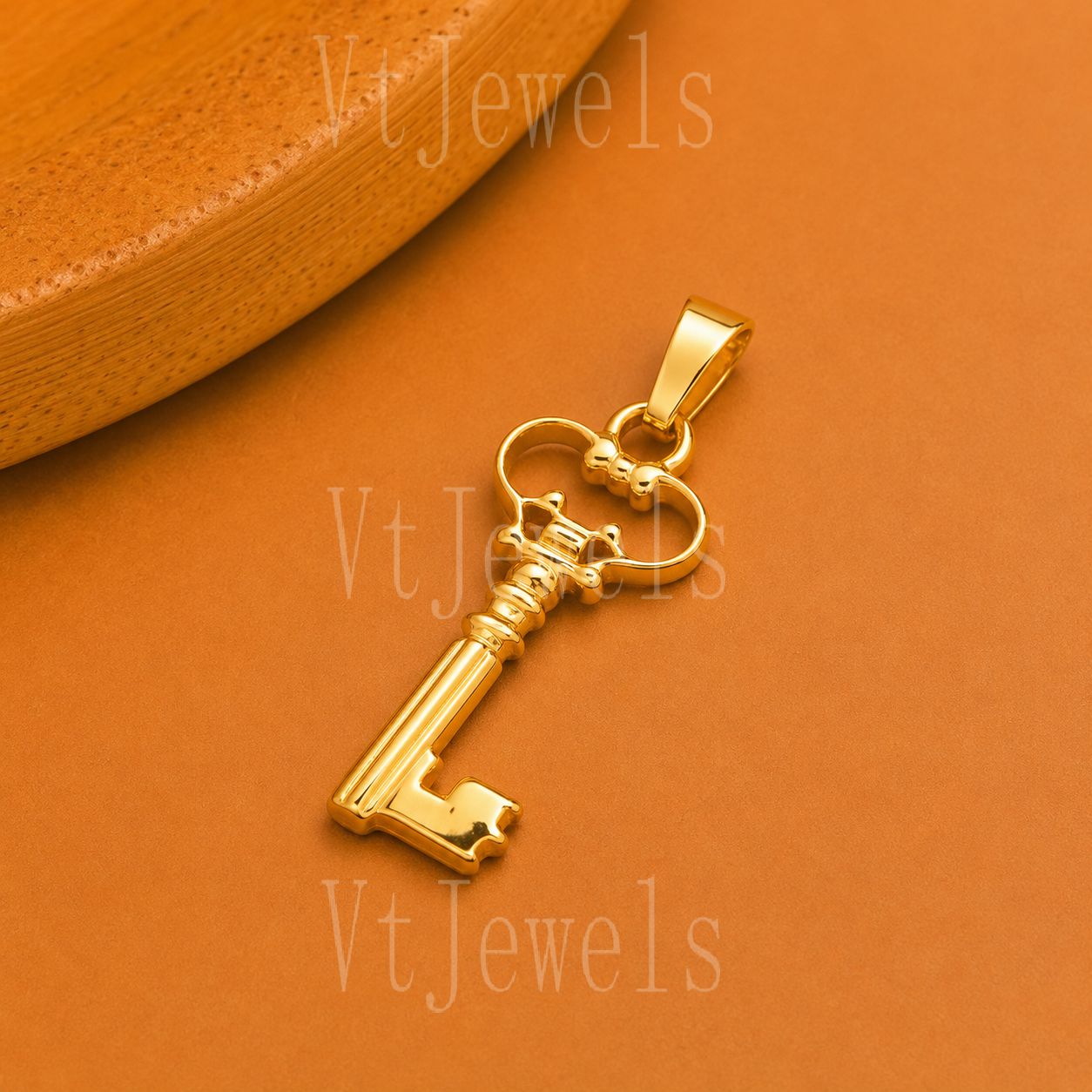 925 Sterling Silver Key Pendant