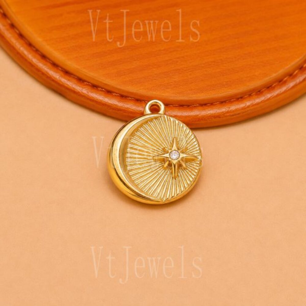 925 Sterling Silver Sunburst Compass Pendant