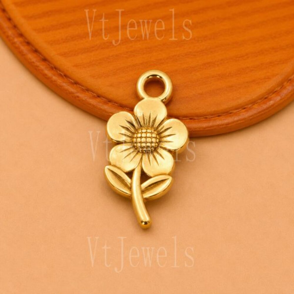 925 Sterling Silver Daisy Flower Pendant
