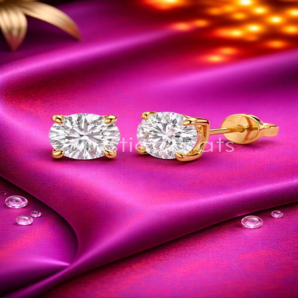 925 Sterling Silver Round Stud Earrings in Gold Finish