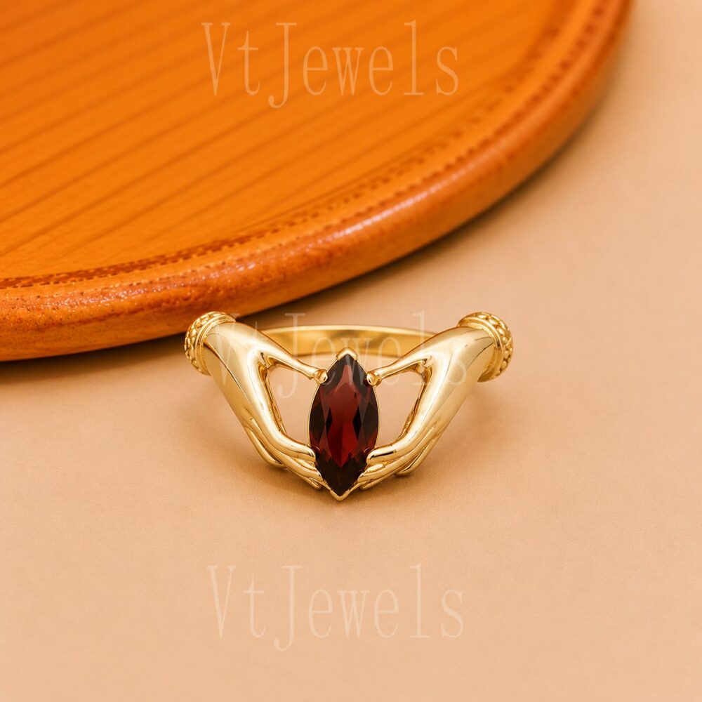 925 Sterling Silver Garnet Ring