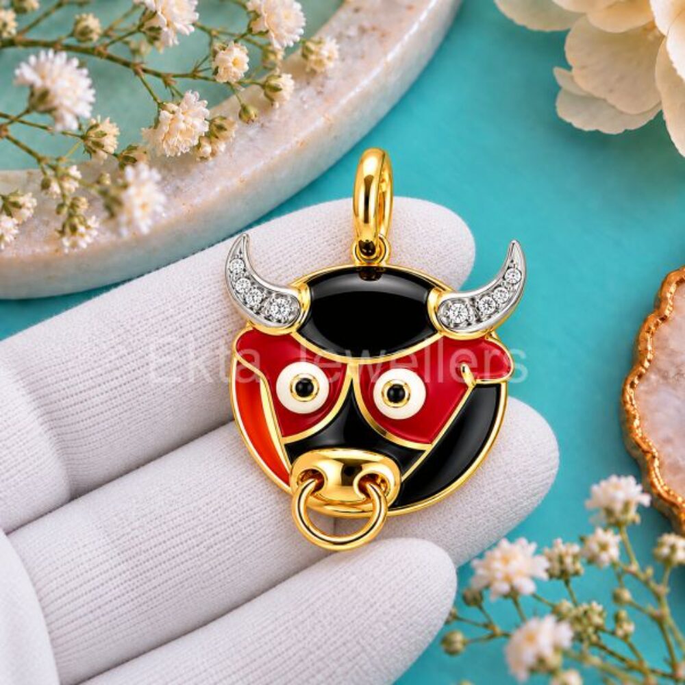 925 Sterling Silver Bull Head Pendant