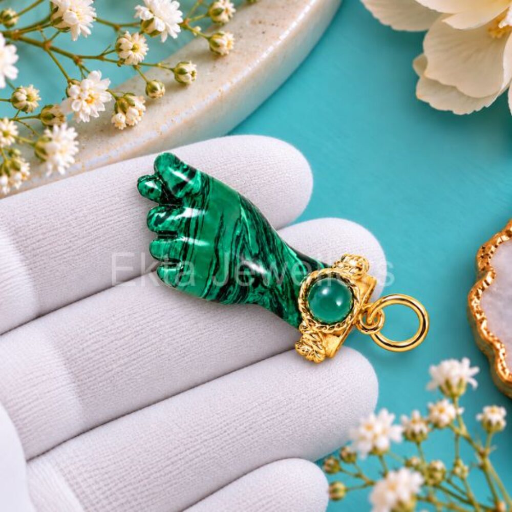 925 Sterling Silver Malachite Hand Pendant
