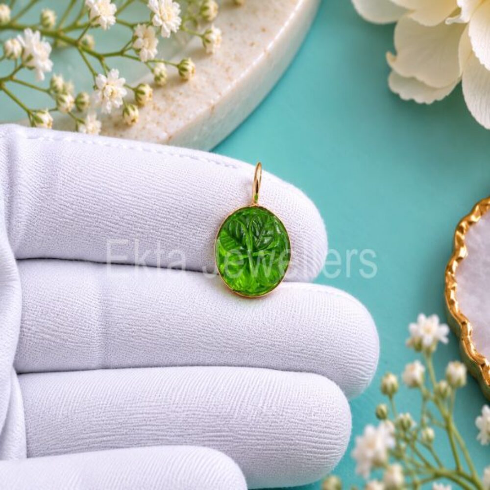925 Sterling Silver Green Peridot Round Pendant